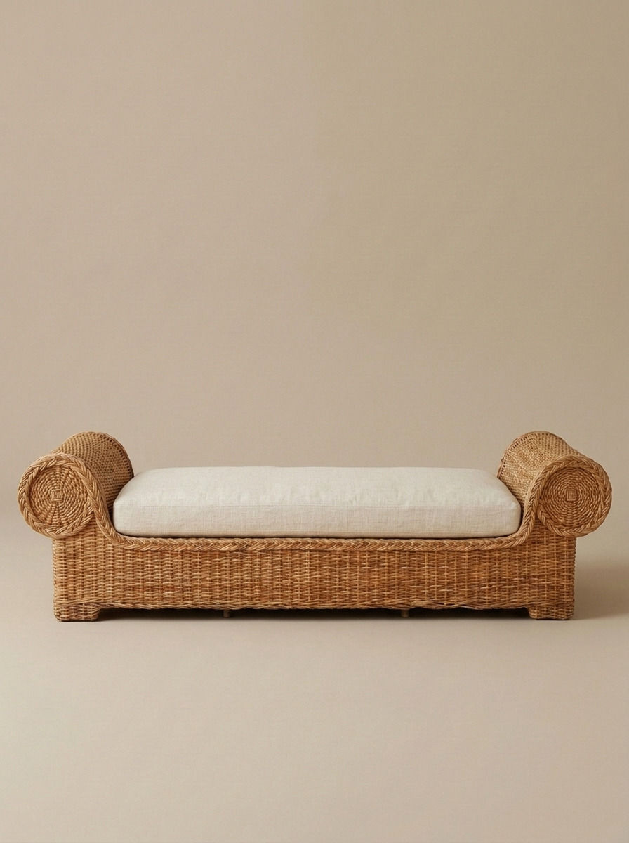 VEYA RATTAN DAYBED - Bespoke furniture - Front view