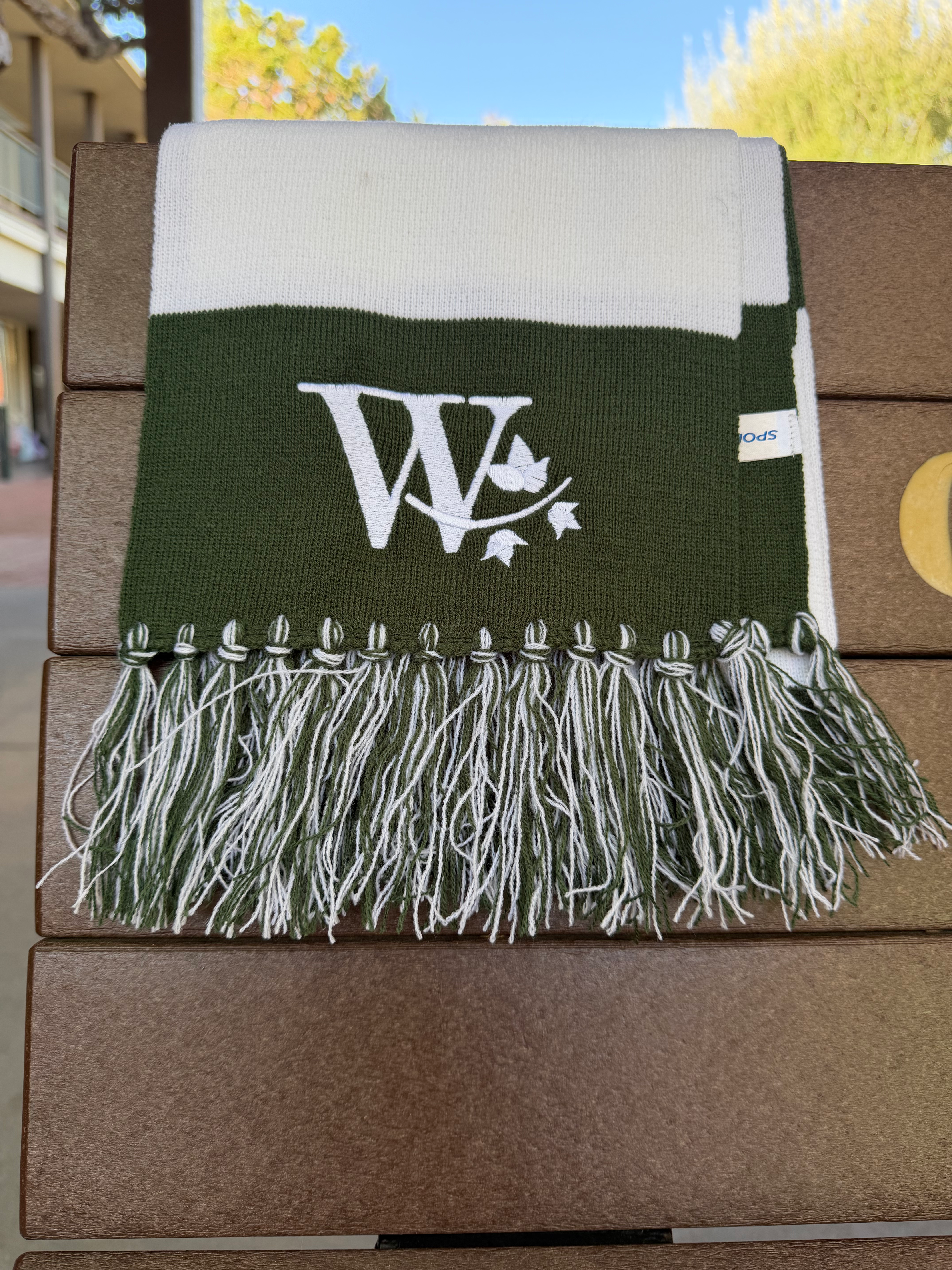 “W” Scarf