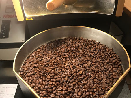 シュークリームとコーヒー