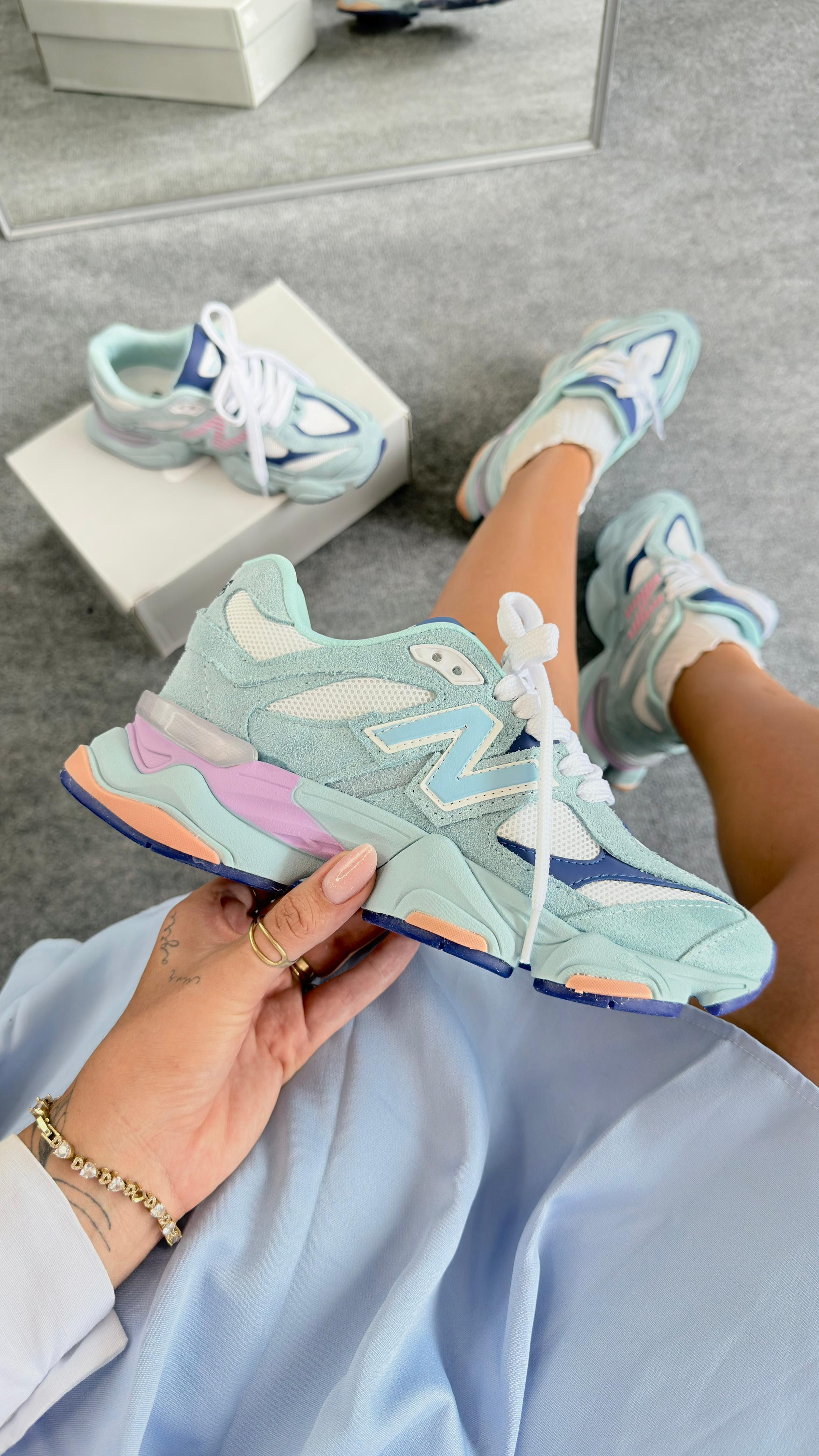Tênis New Balance 9060 