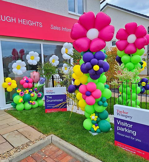 Corporate-balloon-display-edinburgh-Balloon-Business-Event-Decorations-to-hire