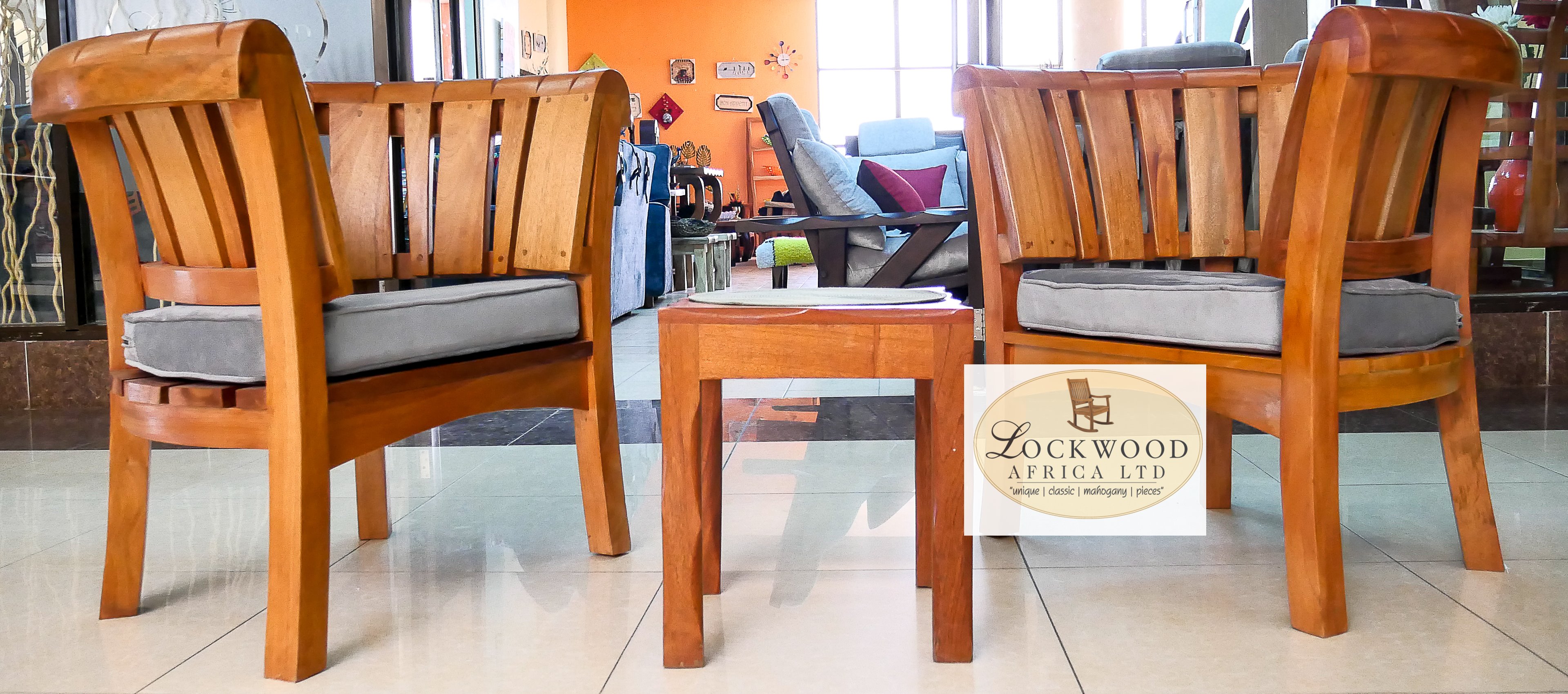 Lounge Chair Set+ Stool