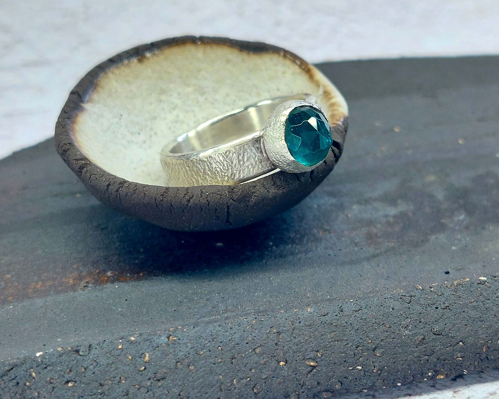 Thumbnail: Rose-cut Tourmaline Textured Silver Ring