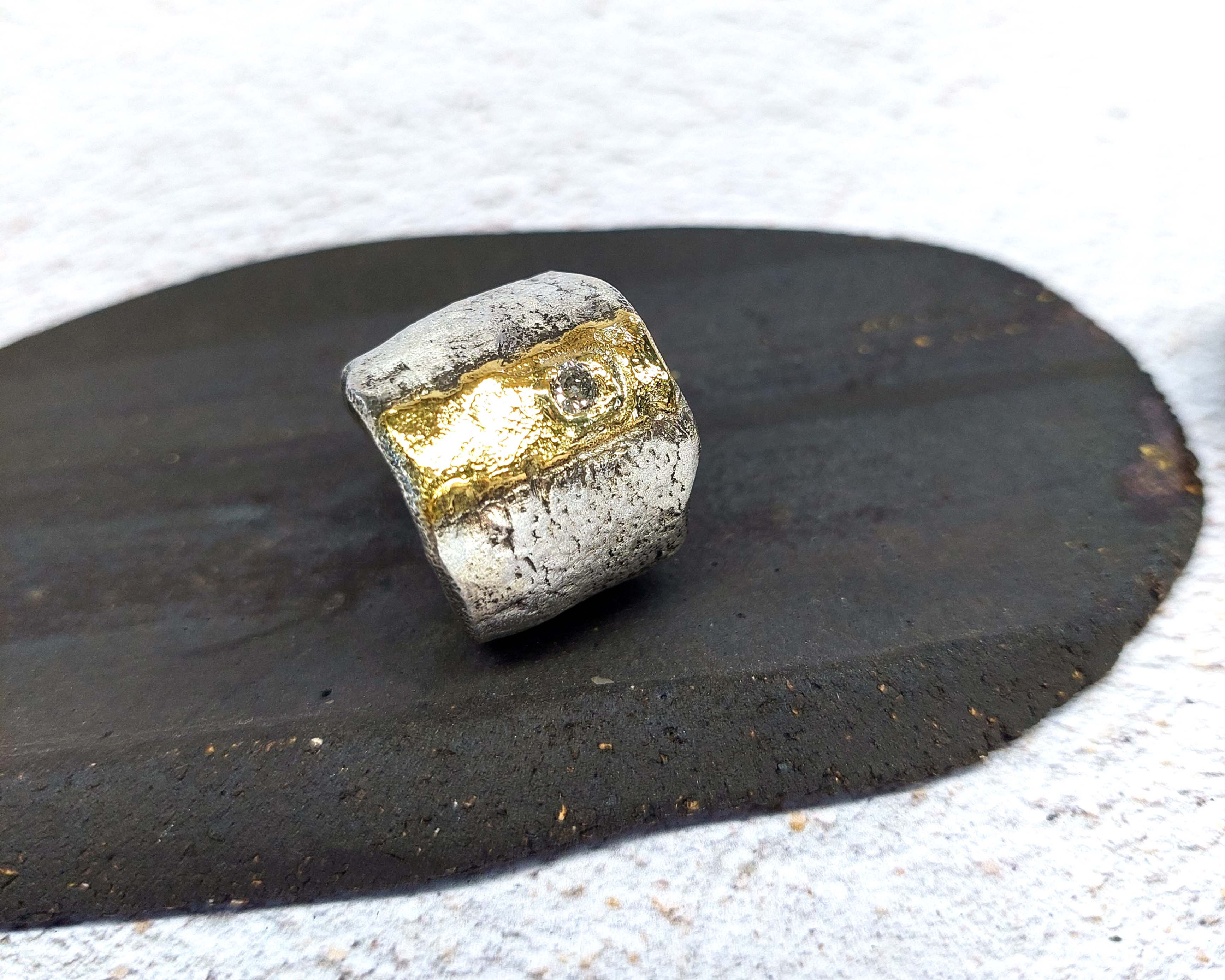 Wide Silver, 18ct Gold & Old Cut Diamond Ring