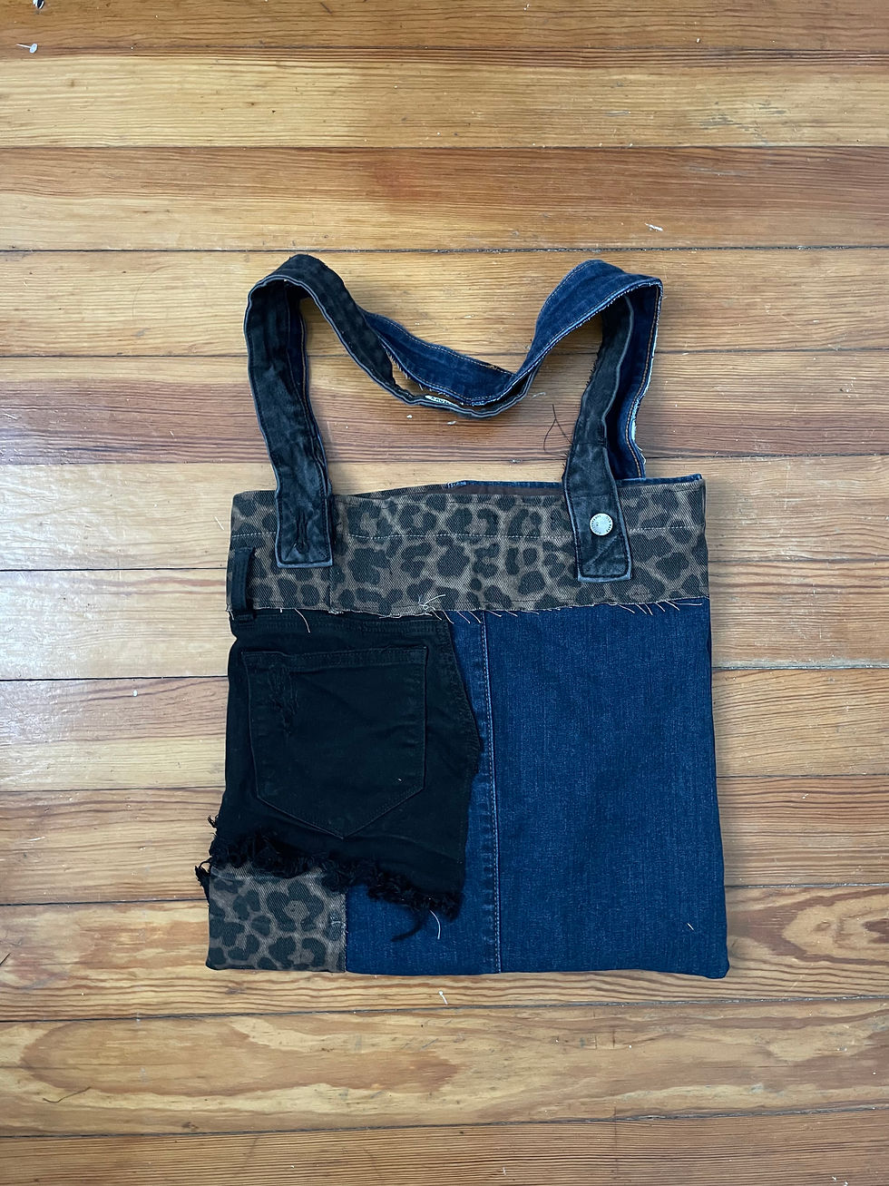 Thumbnail: Cheetah Print Patchwork Bag 