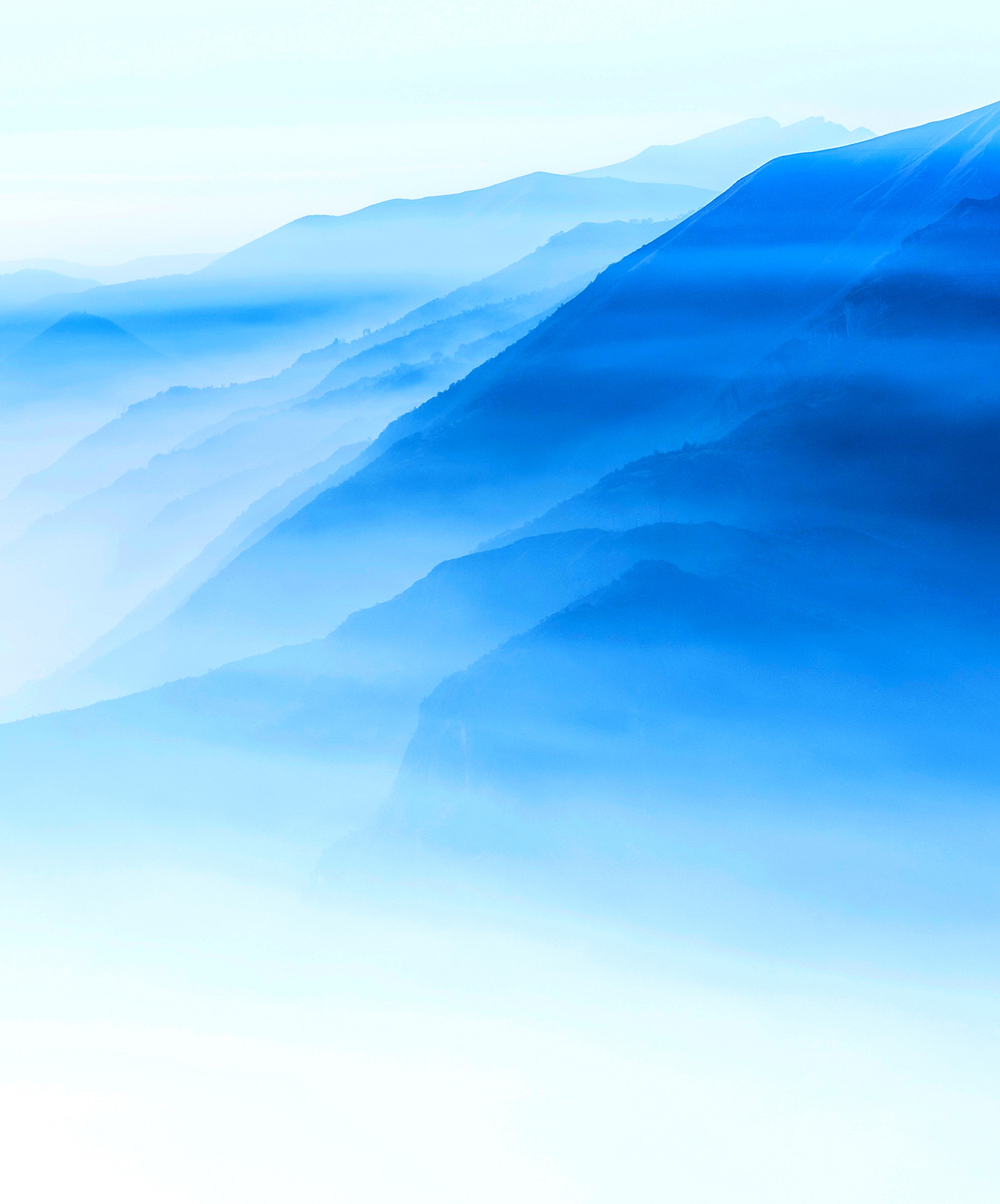 Sapphire haze_edited_edited.jpg