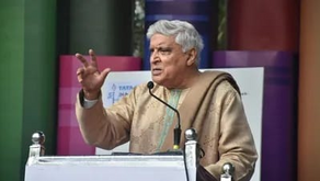 "পাঠান" নিয়ে জাভেদ আখতারের কড়া মন্তব্য: 'আমাদের 4-5 টি ধর্ম আছে, তাদের সেন্সর থাকা উচিত'
