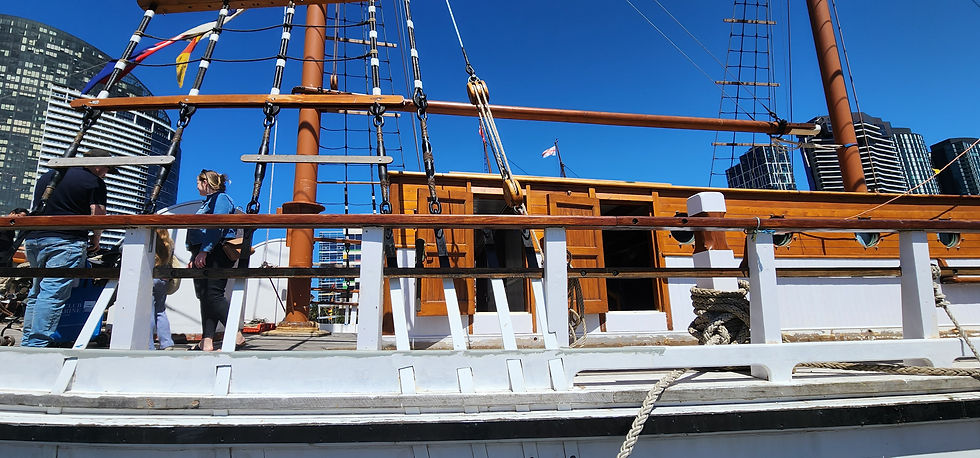 TALL SHIP TIMBER SIDE RAILING
