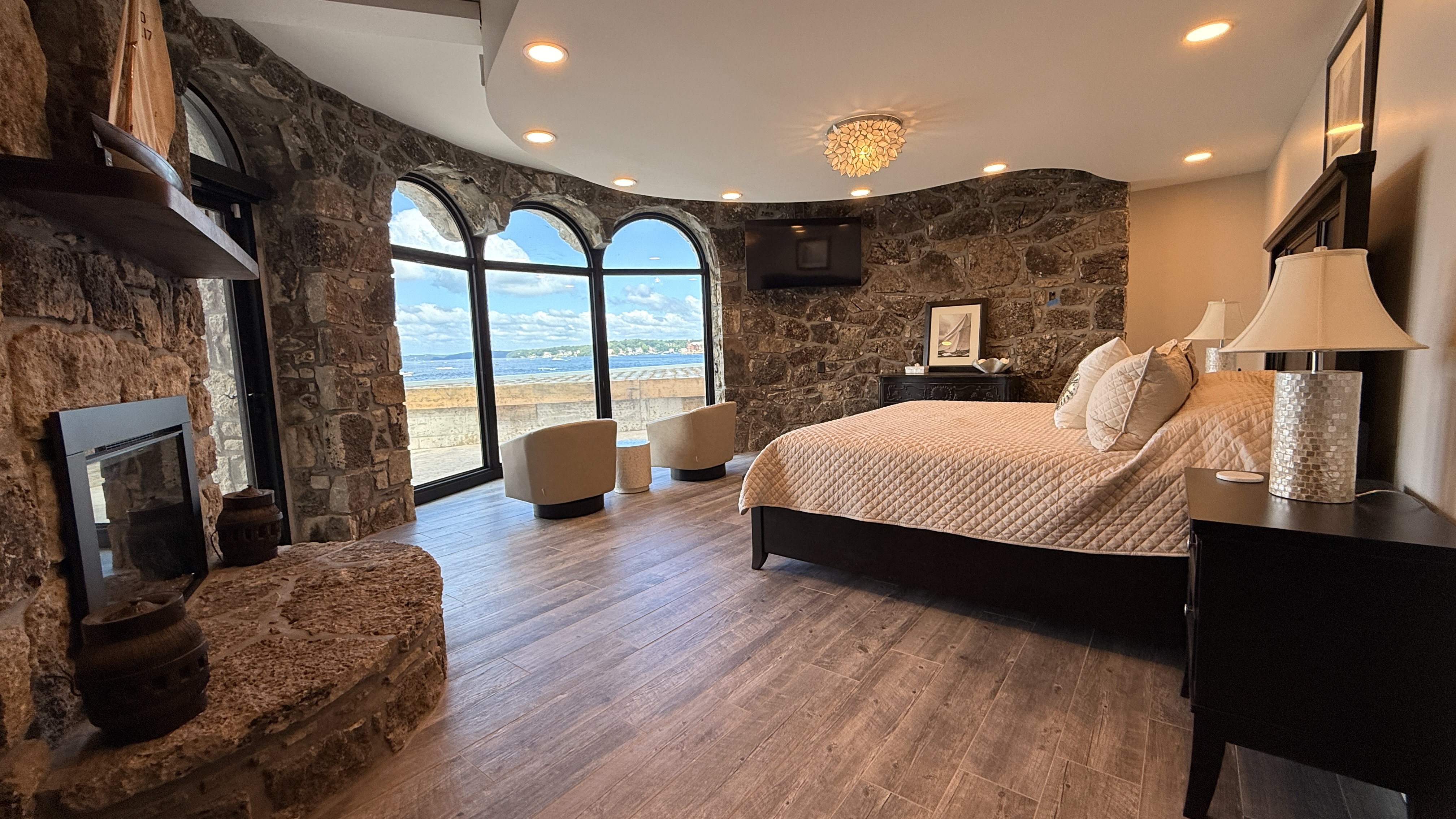 Anderson Suite
