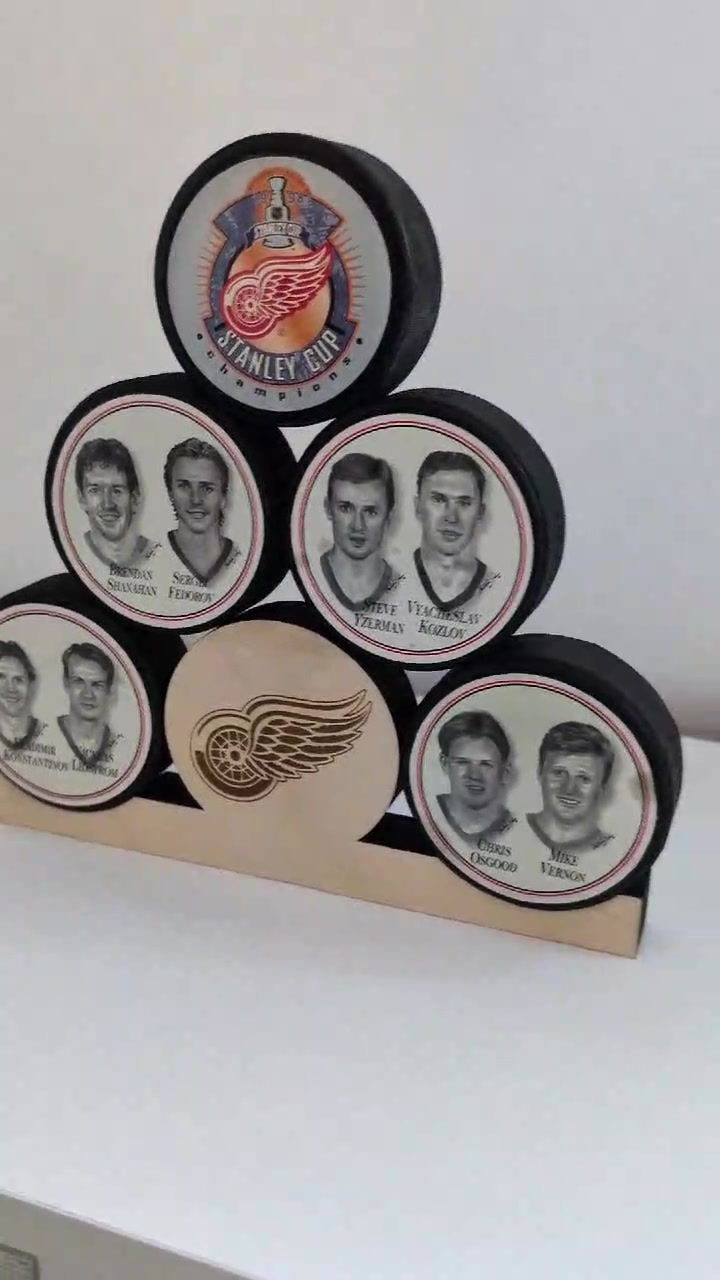 Thumbnail: Ice Hockey Puck Presentation Stand with Logo Video