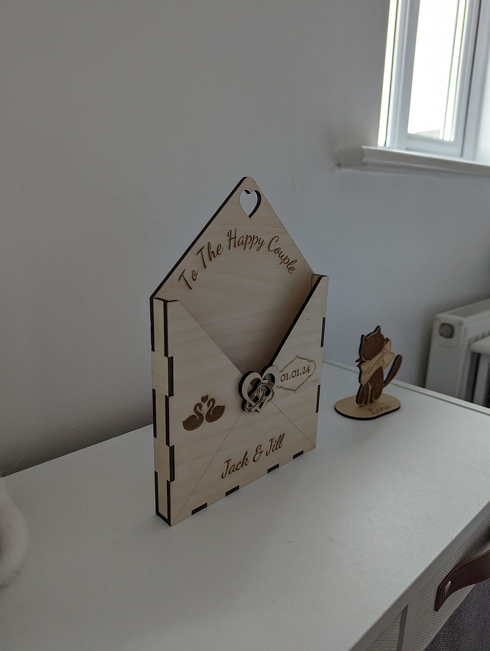 Thumbnail: Envelope Box - Small Right View