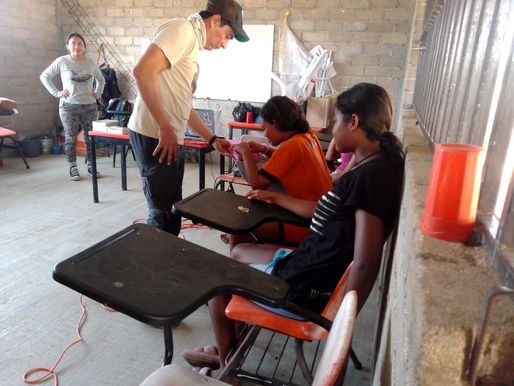 Training Our Future Birding Guides * Capacitando a Nuestros Futuros Guías de Aviturismo