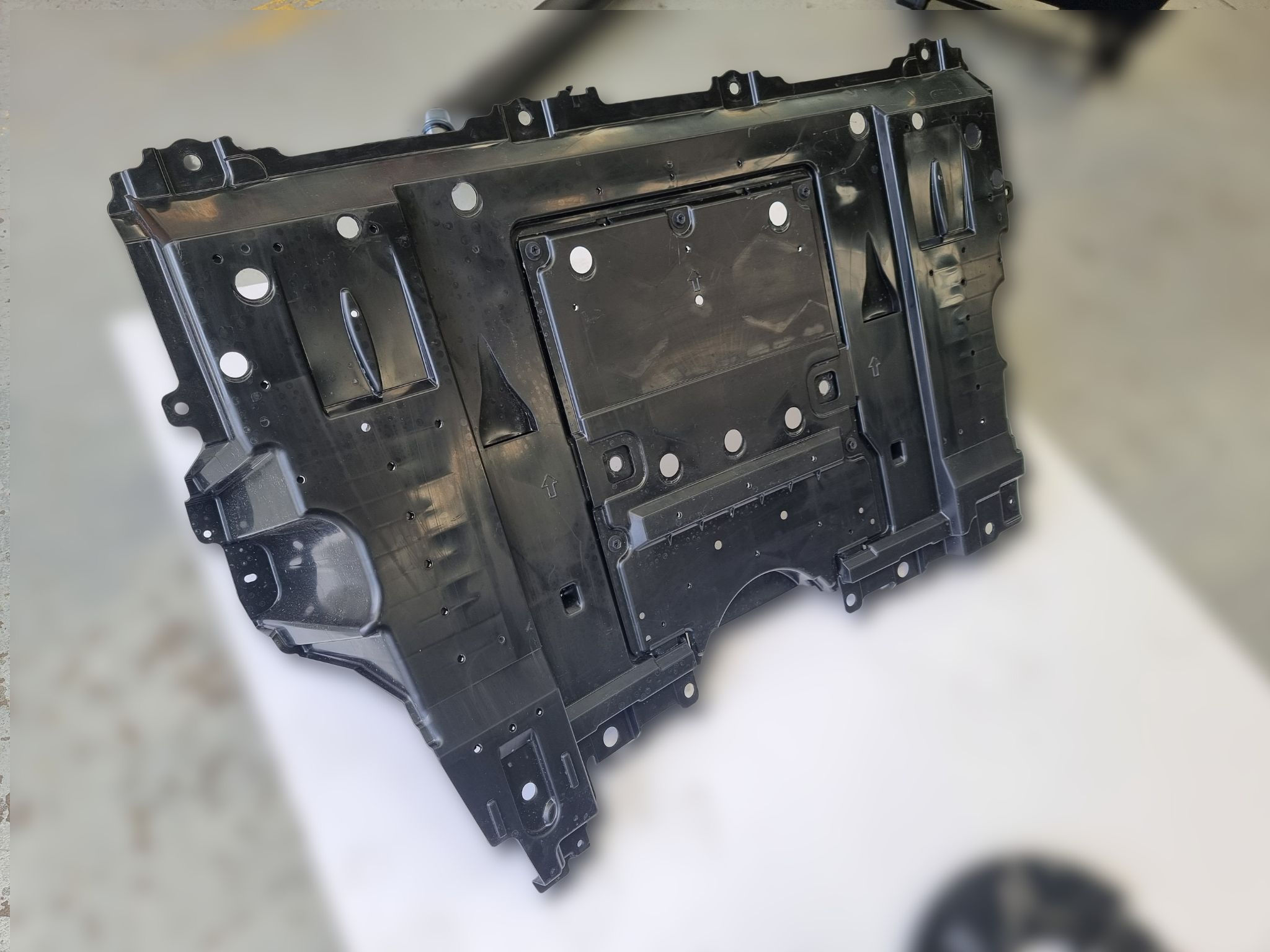 TOYOTA HIACE COMMUTER UNDER BODY - PT 1