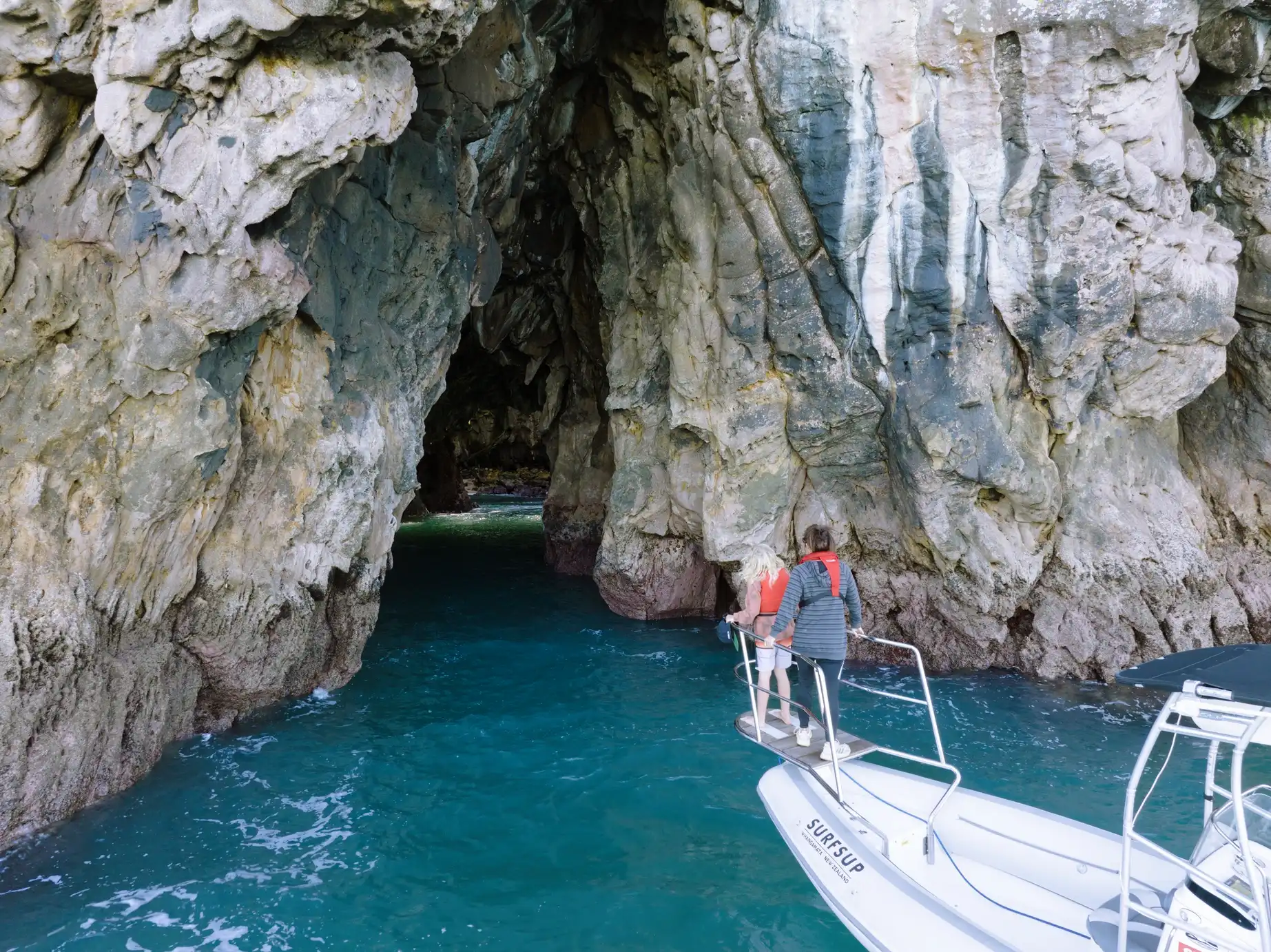SurfsupBoat Tour-7.webp