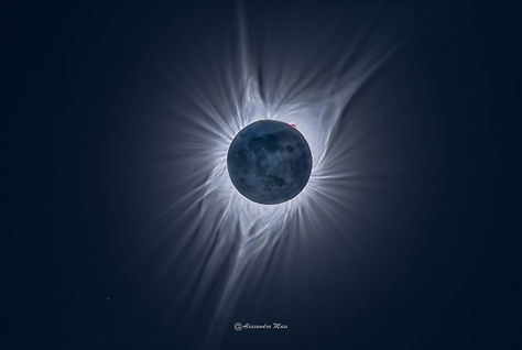 2017-08-21_Painted-Hills-Oregon_Alessan_Foto-Corodra_Masi_Corona-Solare 12 scatti-.jpg