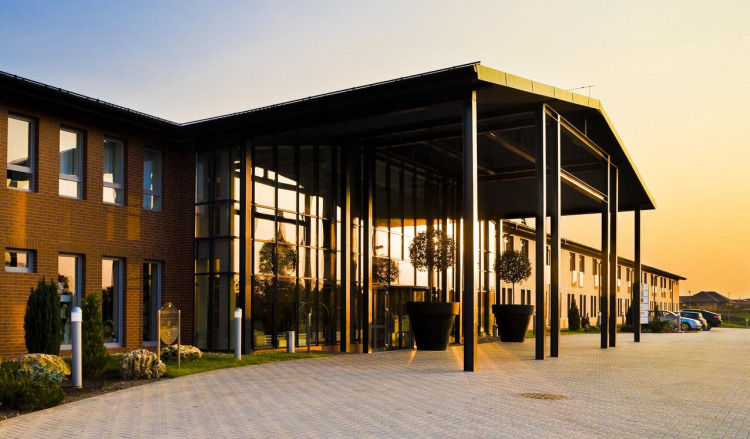 Globall Hotel, Telki