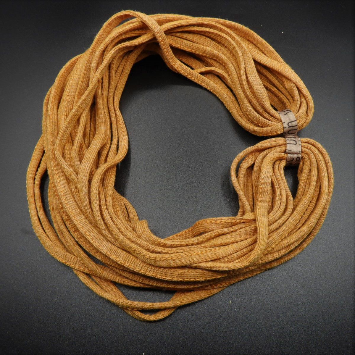 Schnurkette curry col 98