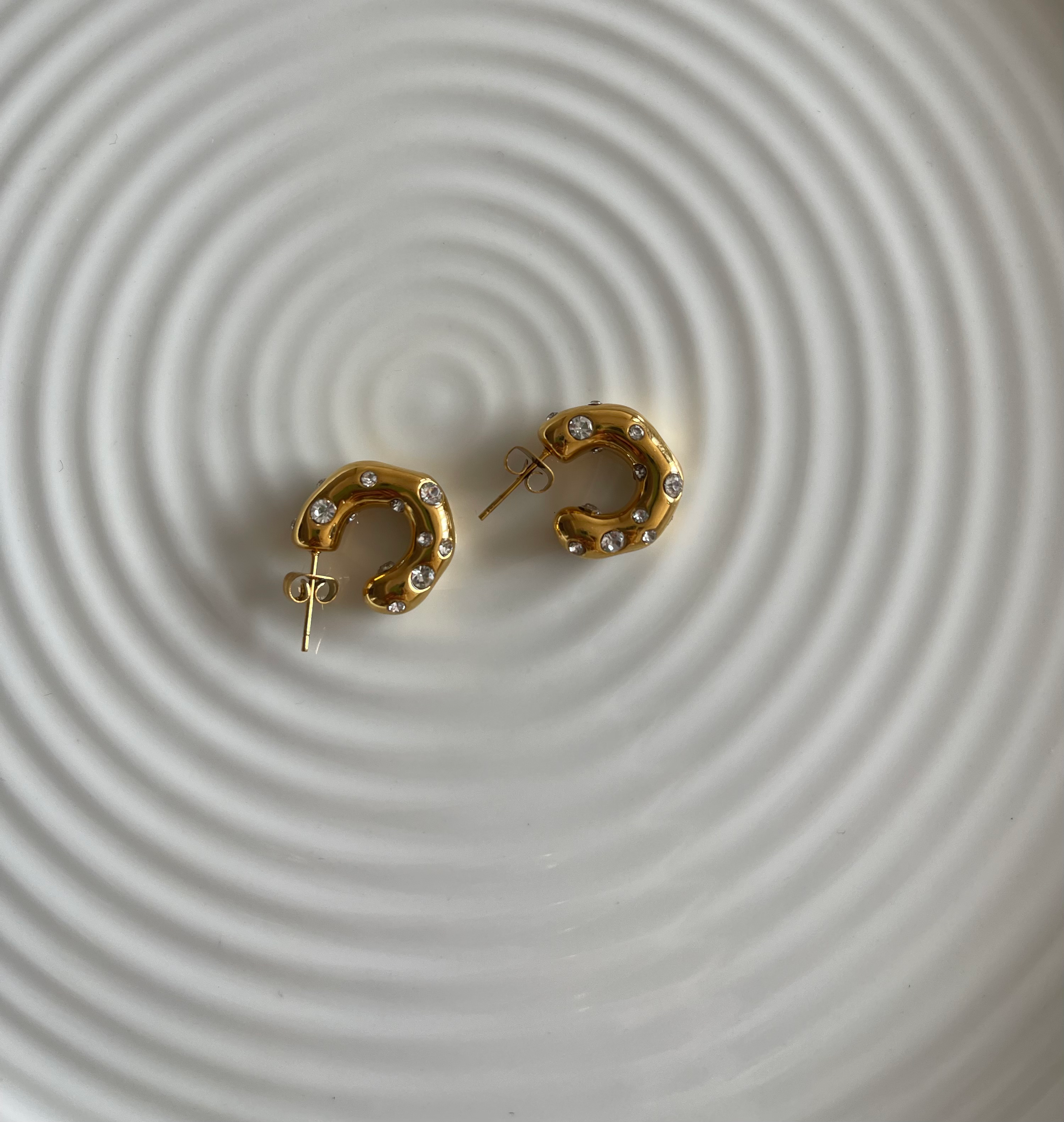 LUNA HOOPS
