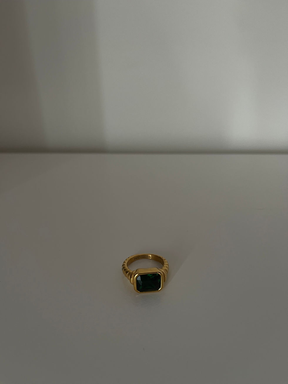 Thumbnail: CLEO RING