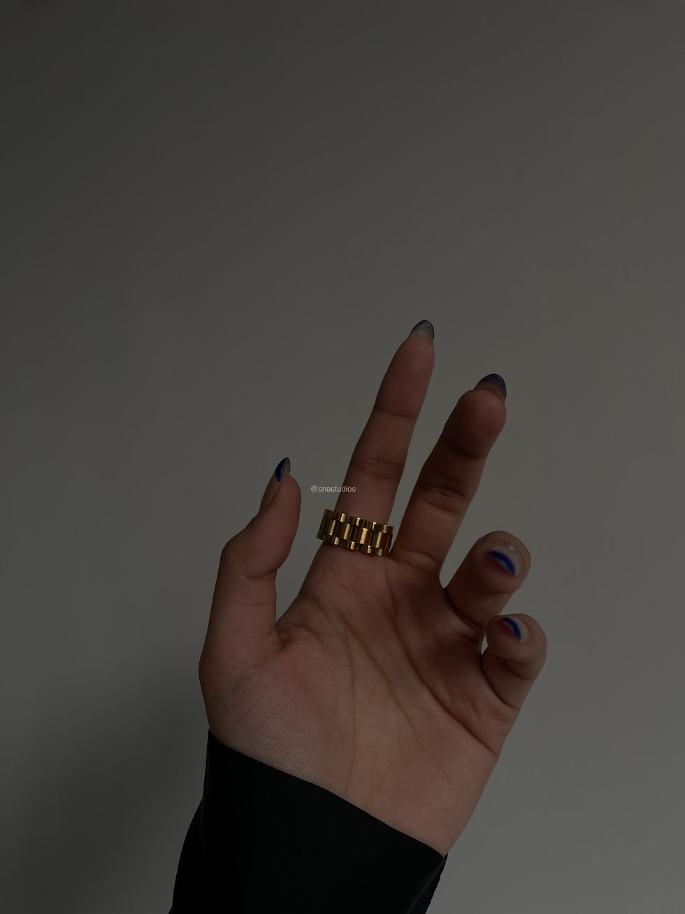 Thumbnail: SWISS RING