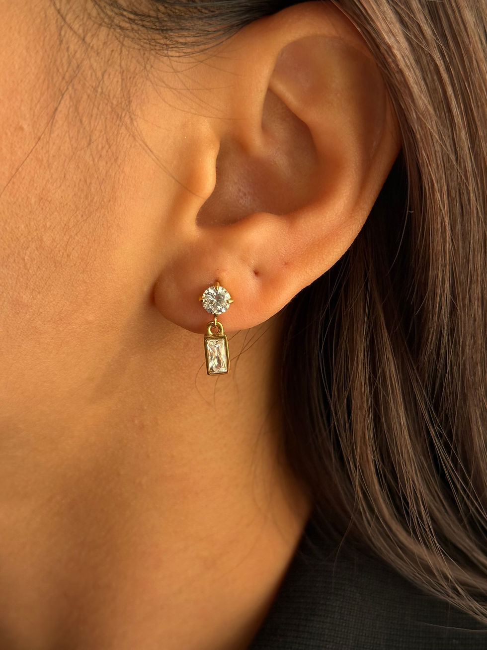Thumbnail: DOME ANTOINETTE EARRINGS