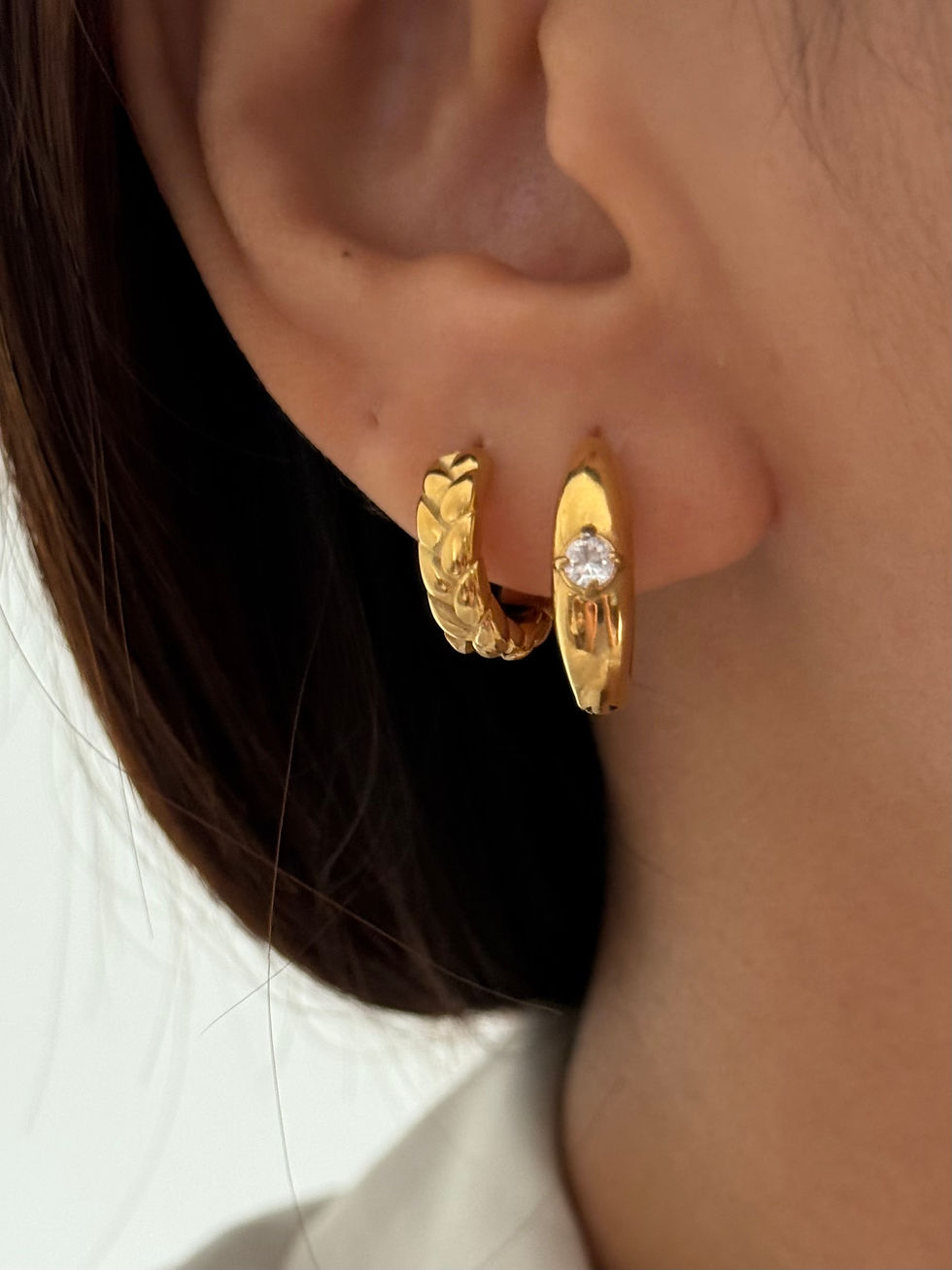 Thumbnail: ARAMINTA HOOPS