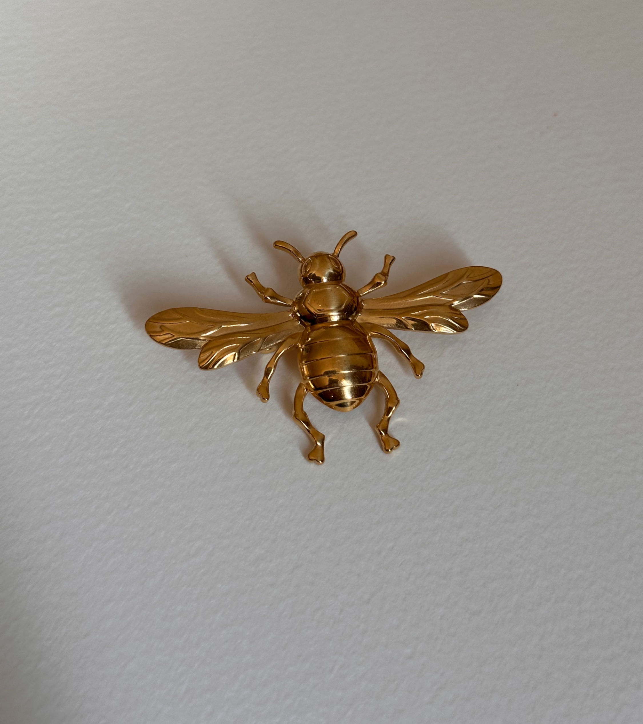 HONEYBEE BROOCH