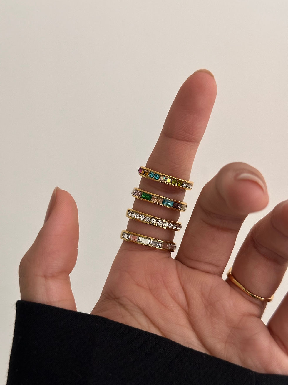 Thumbnail: ANTOINETTE LAYERED RING