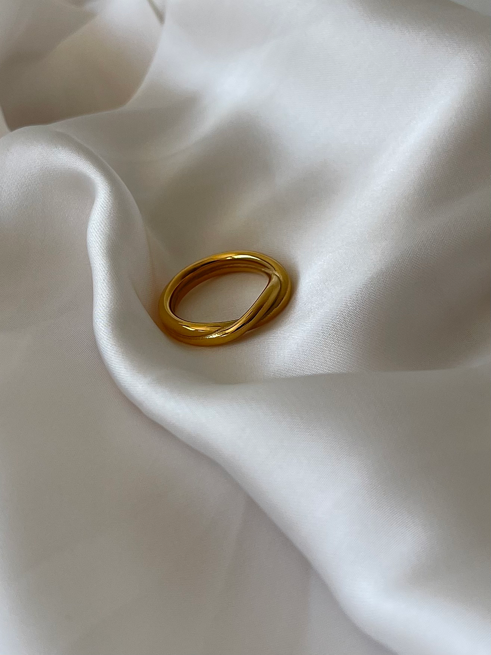 Thumbnail: SOFIA RING