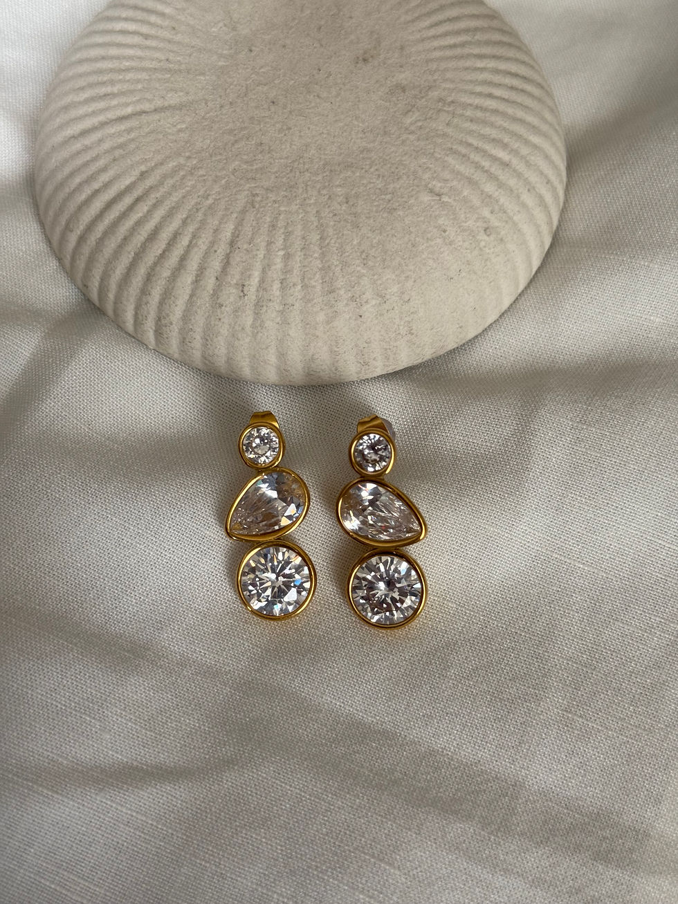 Thumbnail: BLANCHE EARRINGS