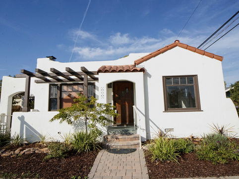How to Save for a House: 6 Easy Tips for Budgeting