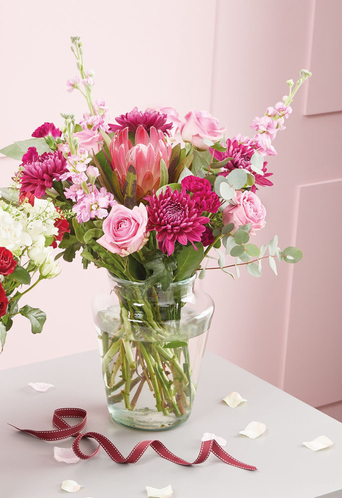 Valentine’s Day flowers, Aldi's got you covered!