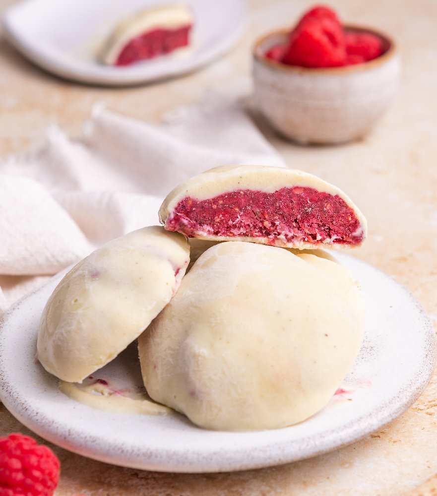 Cool Down with These Easy Raspberry Flax Jam Yogurt Clusters (Recipe)