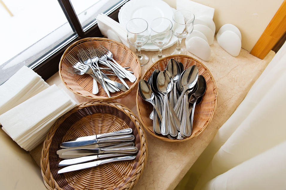 Del Co Maintenance Services -party cleaning