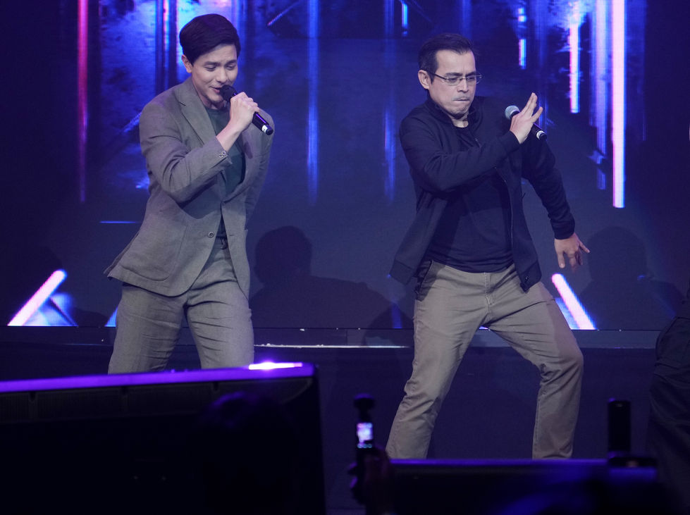 SparkleGoesToUSA_ANAHEIM_80924_238