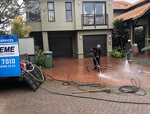 Home-Driveway-Cleaning-1.jpg