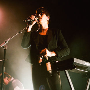 Gus Dapperton in London