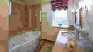 neutral bathroom