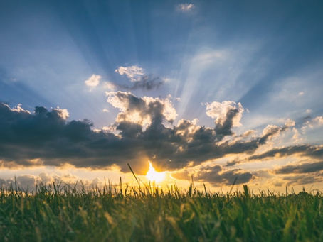 June brings hot Weatherford days—learn proven ways to beat the heat in your RV while enjoying long term RV park Weatherford comfort. Shaded sites, smart cooling, and community support await at Lonestar 23 RV Park.