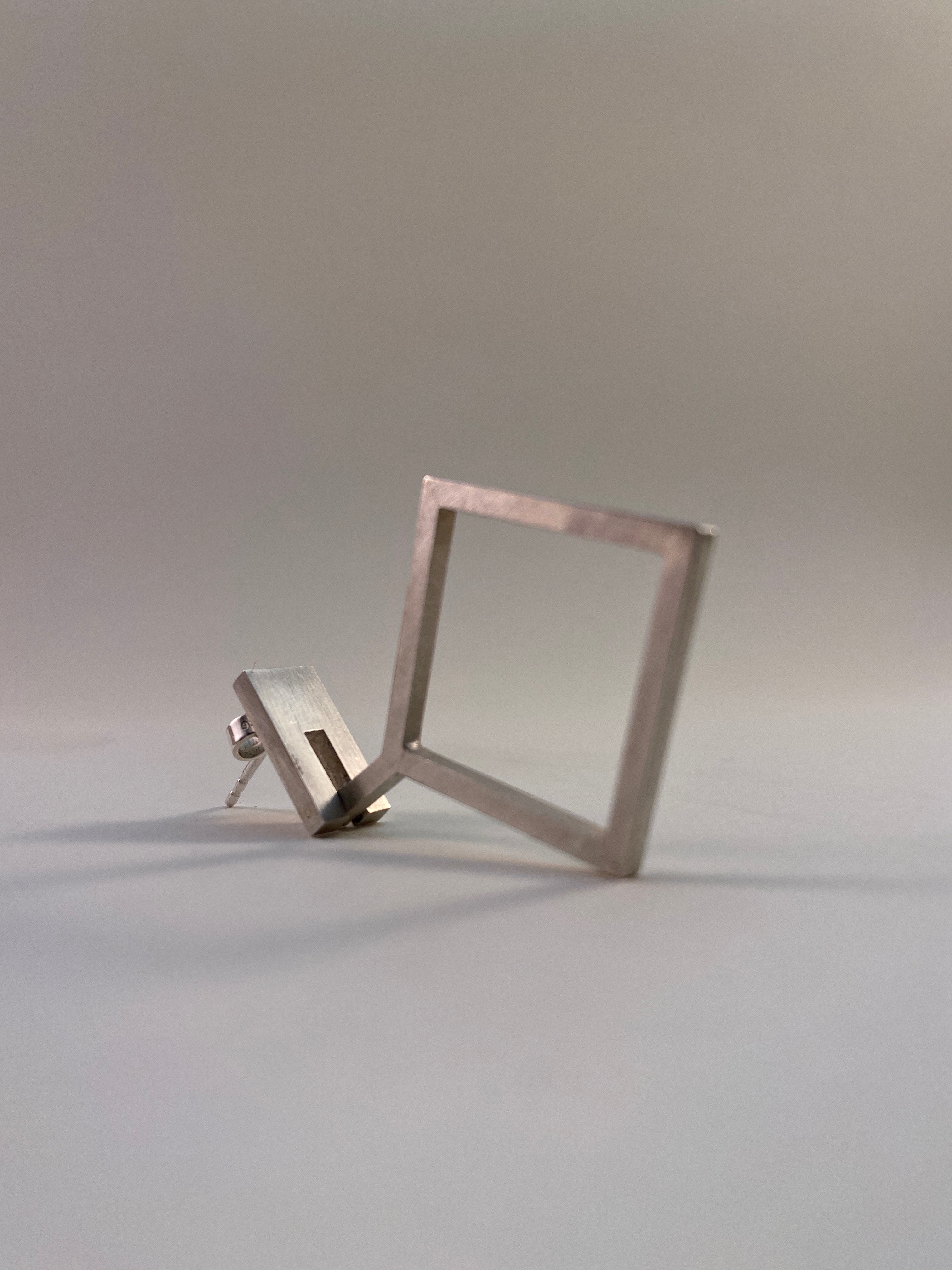 square pendulums
