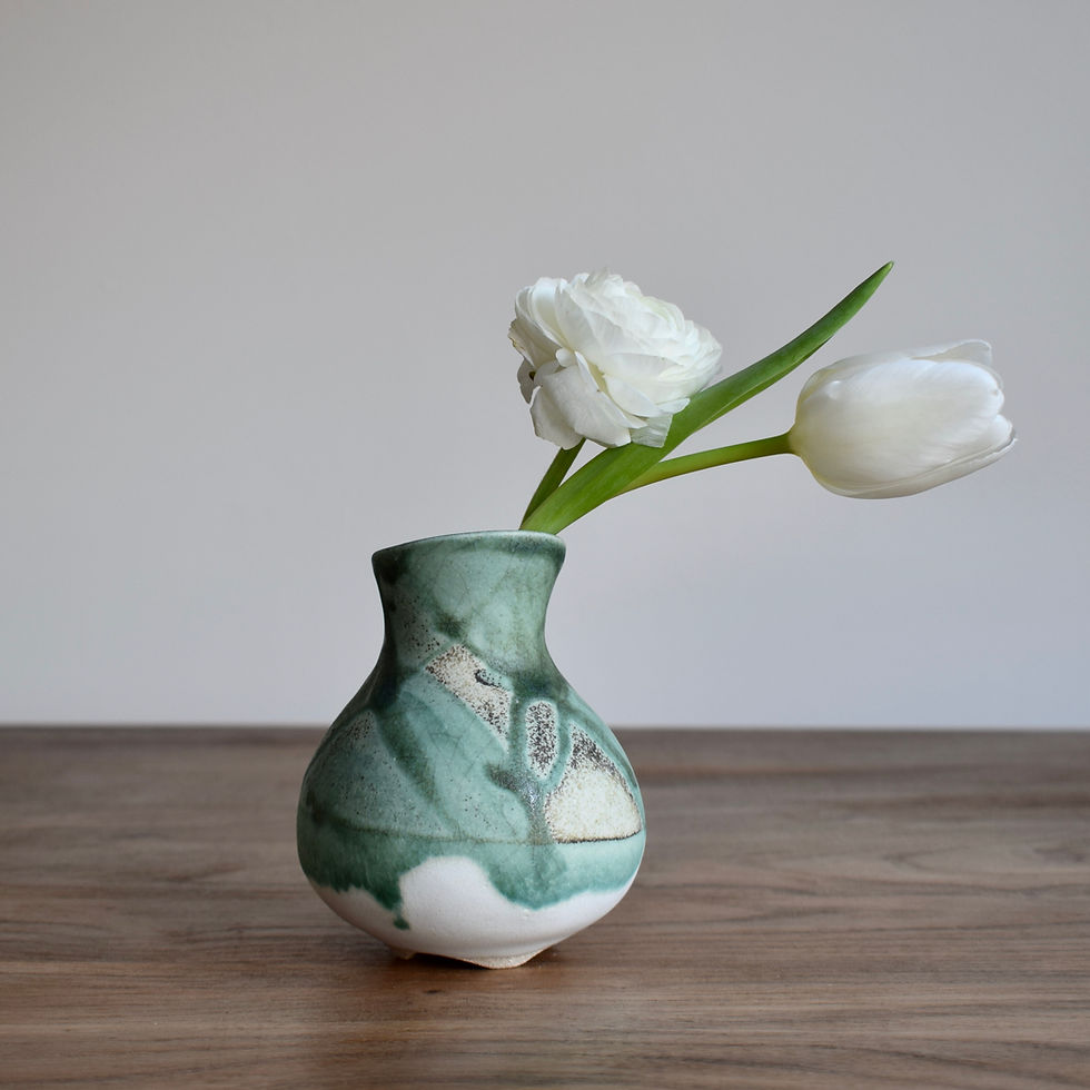 Thumbnail: Green bud vase 4