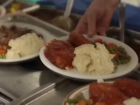No Kid Hungry: It’s Time To Make Meals Free For All In Texas Schools
