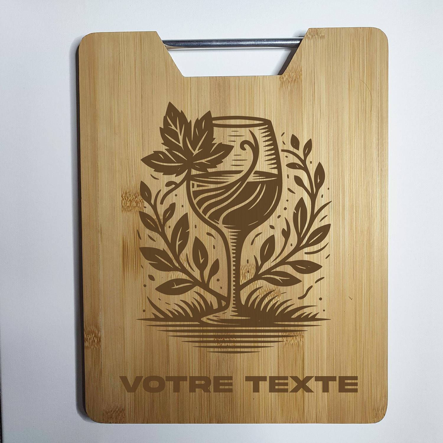 Verre à vin stylisé, naturel, élégant - Planche à découper personnalisable