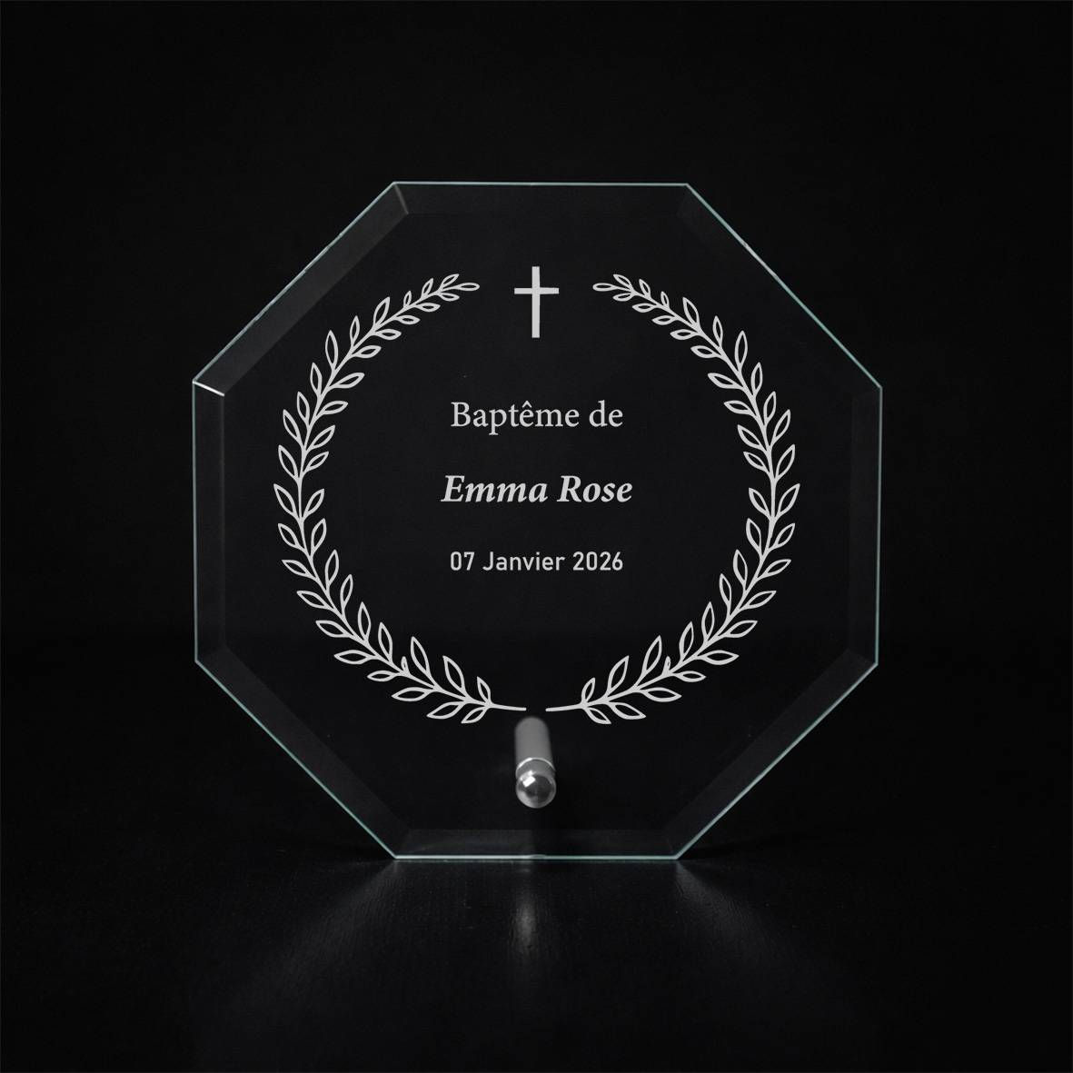 Plaque octogonale en verre biseauté, gravée laser et personnalisée, motif couronne de laurier et croix, souvenir de baptême