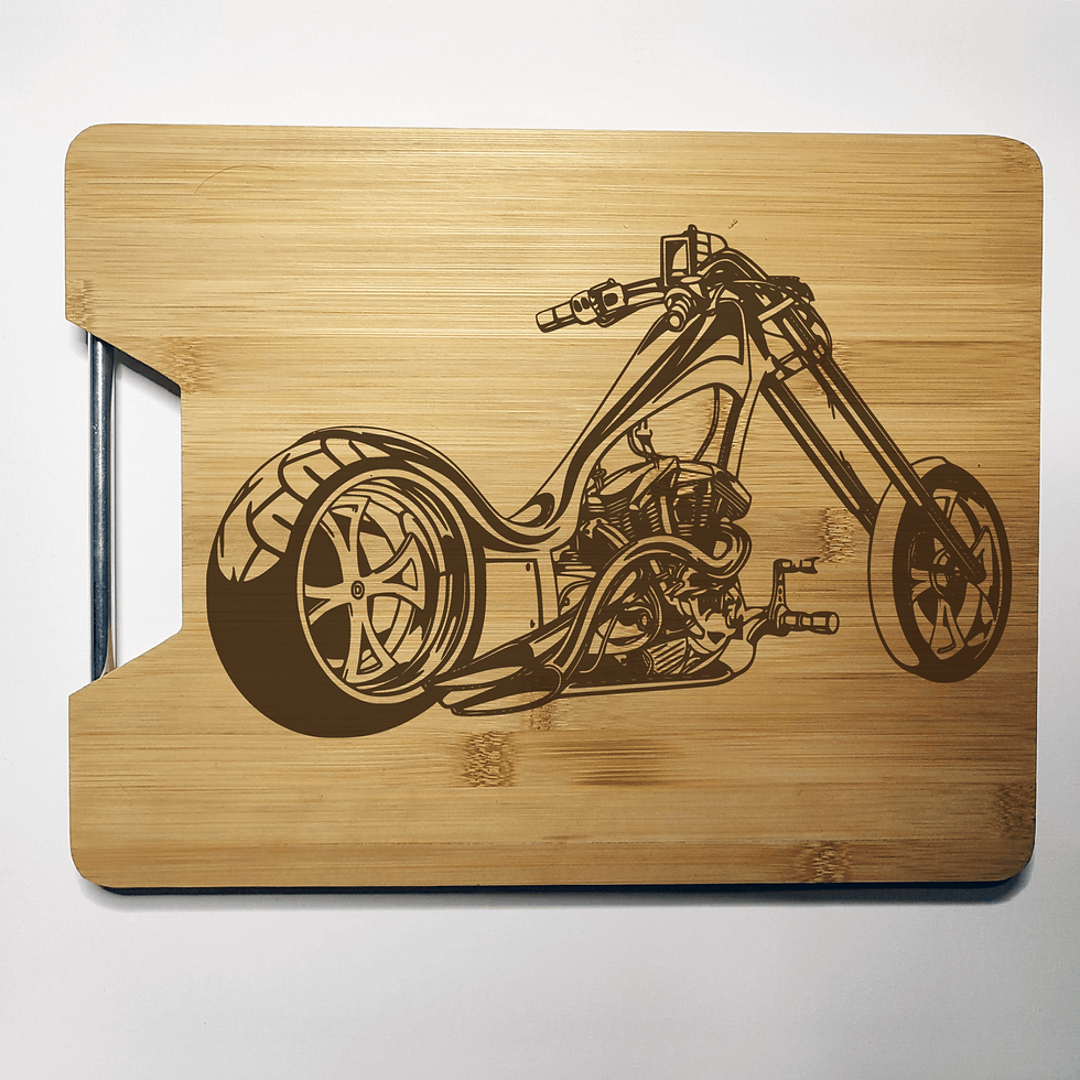 Moto style Harley Custom - Planche à Découper Gravée