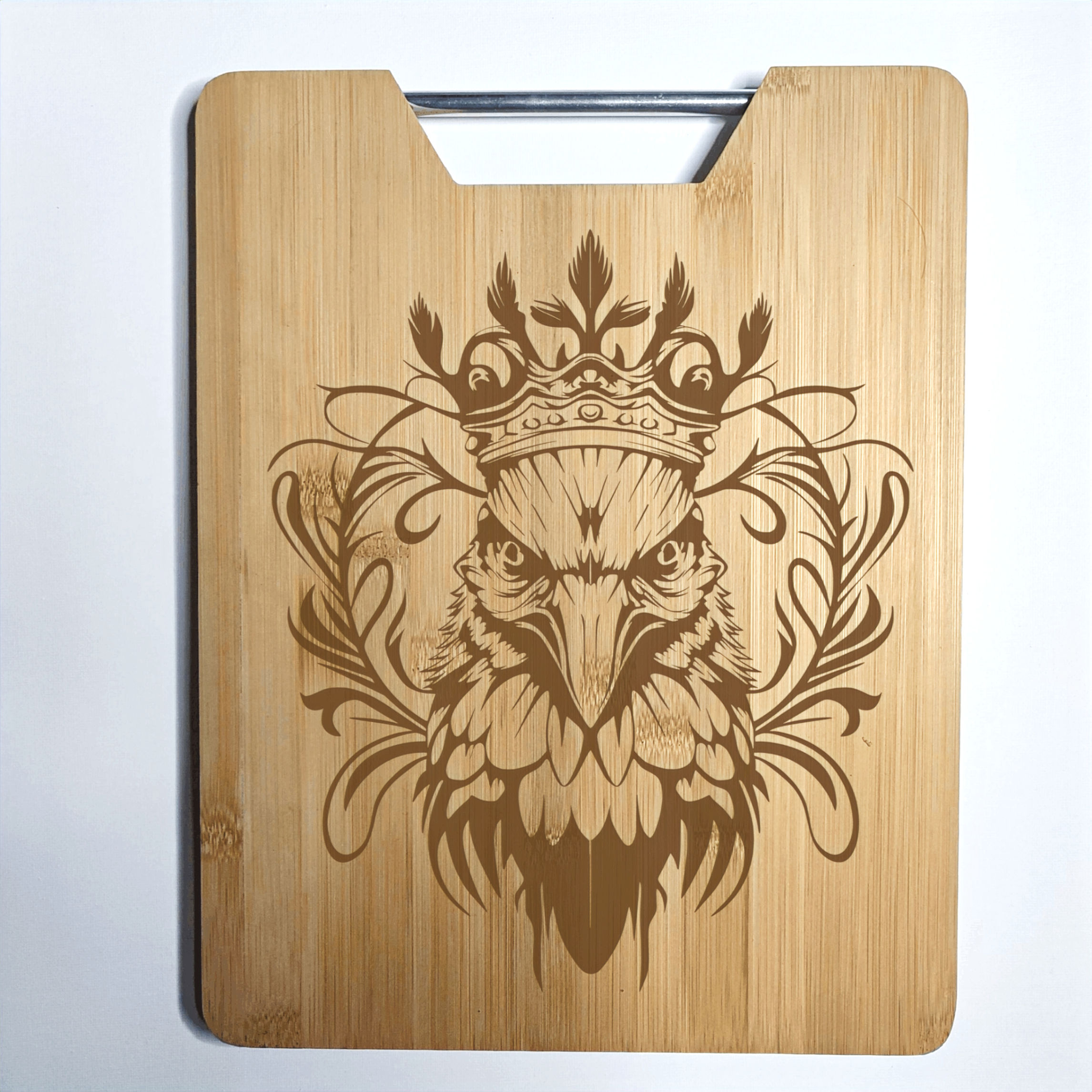 Tête d’aigle avec une couronne - Planche à Découper Gravée