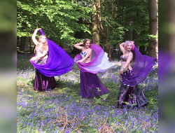 Belly Dance in Nature