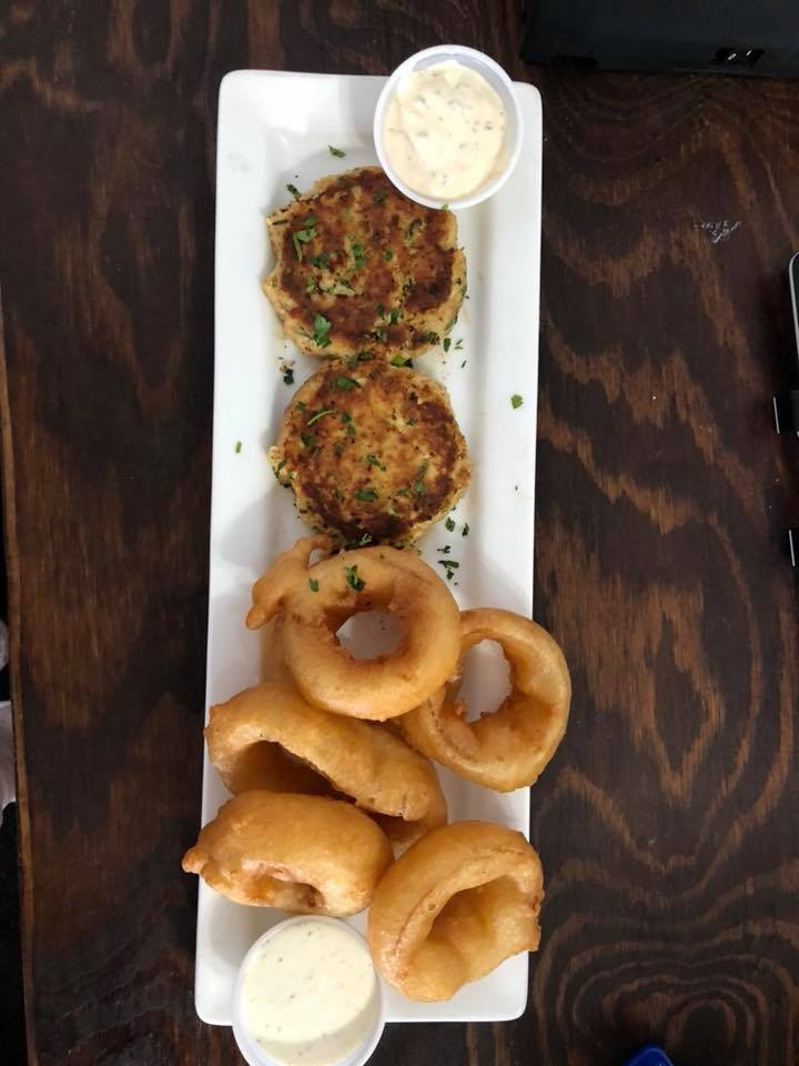 CRAB CAKES AND ONION RINGS