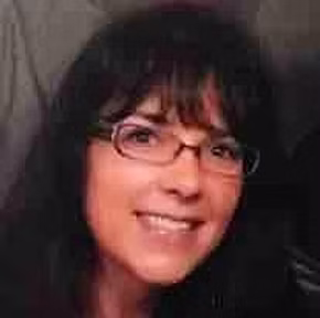 Kim Robertson_edited.avif