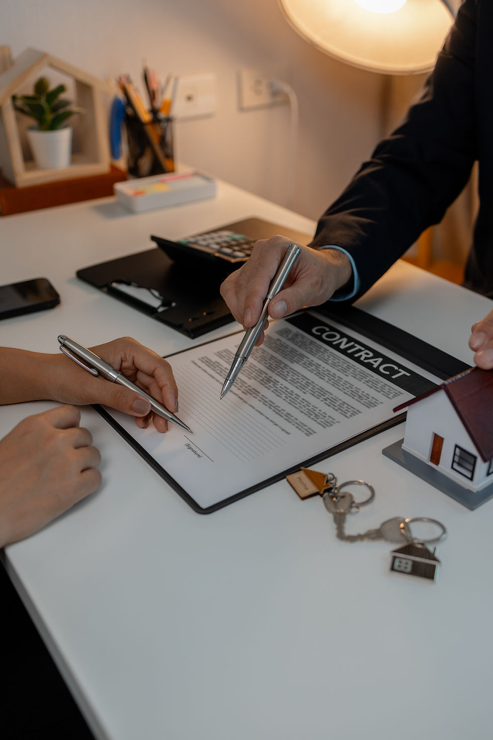 staff-is-explaining-information-about-house-lease-contract-documents-buyer-buyer-signs-hou